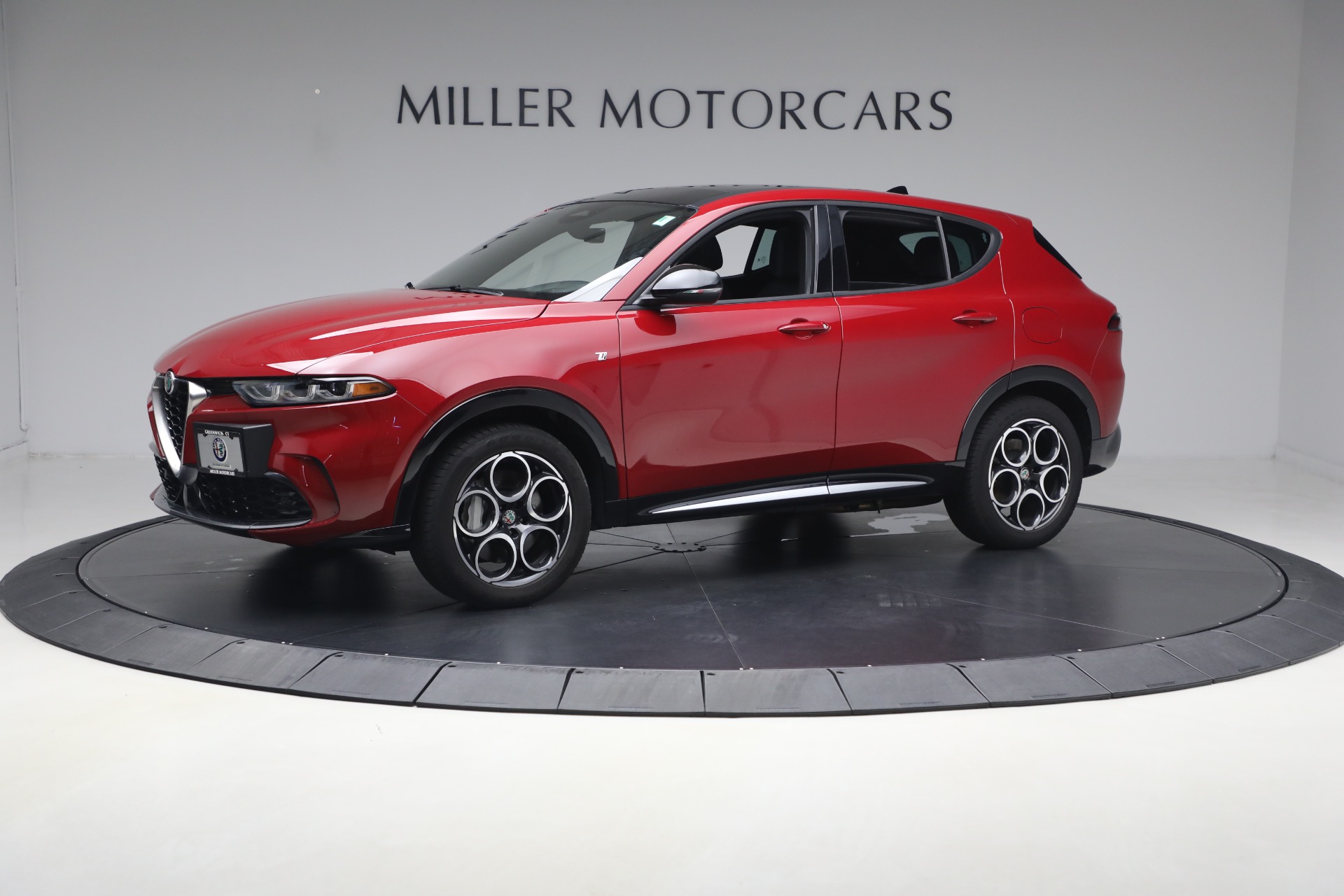 Used 2024 Alfa Romeo Tonale Hybrid Ti for sale $29,900 at Rolls-Royce Motor Cars Greenwich in Greenwich CT 06830 1
