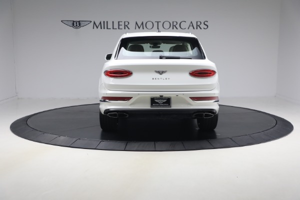 Used 2022 Bentley Bentayga V8 for sale $137,900 at Rolls-Royce Motor Cars Greenwich in Greenwich CT 06830 6