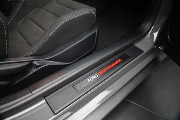 Used 2018 Ford Mustang Shelby GT350 for sale $53,900 at Rolls-Royce Motor Cars Greenwich in Greenwich CT 06830 26
