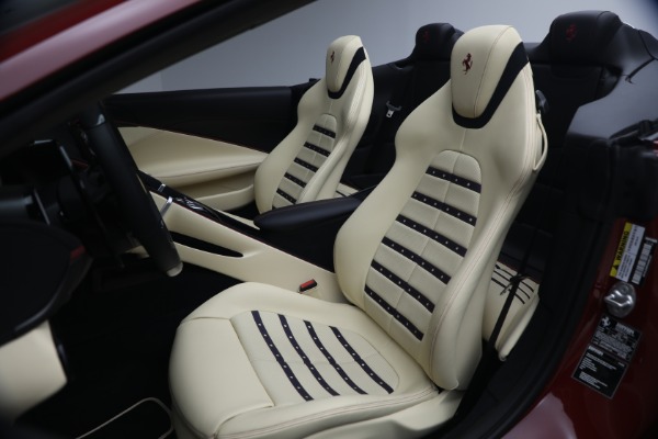 Used 2025 Ferrari Roma Spider for sale $317,900 at Rolls-Royce Motor Cars Greenwich in Greenwich CT 06830 13