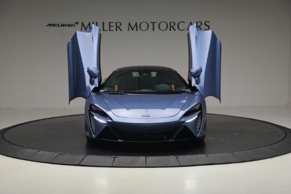 New 2026 McLaren Artura Spider Performance for sale $336,300 at Rolls-Royce Motor Cars Greenwich in Greenwich CT 06830 13