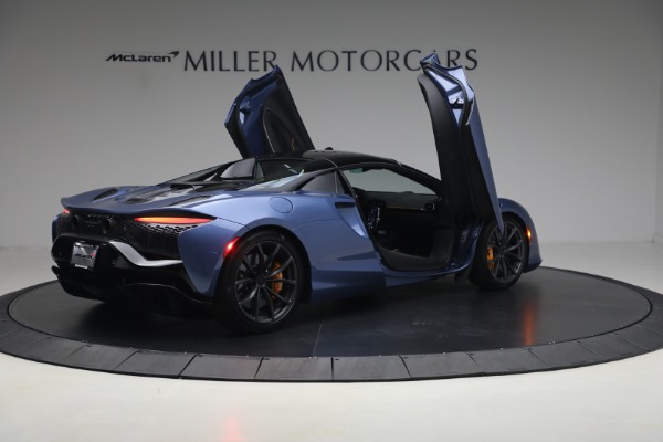 New 2026 McLaren Artura Spider Performance for sale $336,300 at Rolls-Royce Motor Cars Greenwich in Greenwich CT 06830 18