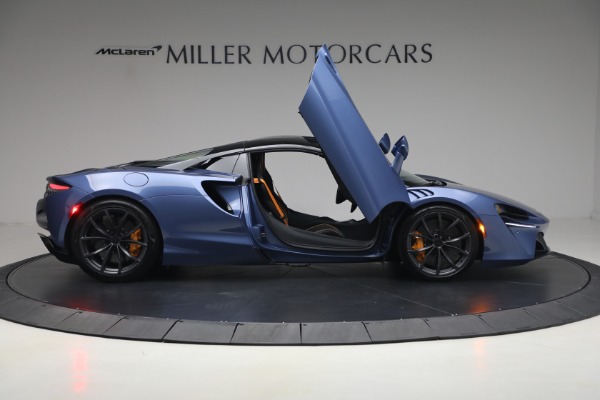 New 2026 McLaren Artura Spider Performance for sale $336,300 at Rolls-Royce Motor Cars Greenwich in Greenwich CT 06830 19