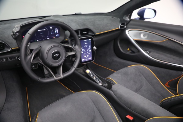 New 2026 McLaren Artura Spider Performance for sale $336,300 at Rolls-Royce Motor Cars Greenwich in Greenwich CT 06830 23