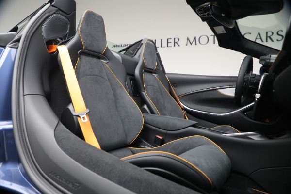 New 2026 McLaren Artura Spider Performance for sale $336,300 at Rolls-Royce Motor Cars Greenwich in Greenwich CT 06830 24
