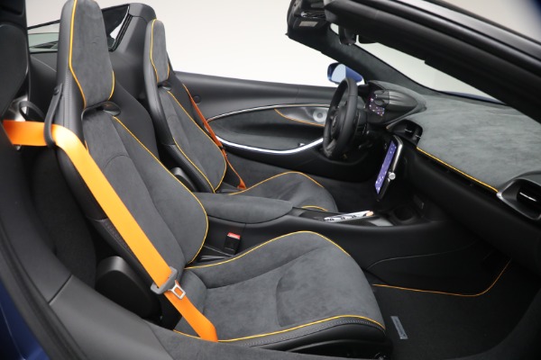 New 2026 McLaren Artura Spider Performance for sale $336,300 at Rolls-Royce Motor Cars Greenwich in Greenwich CT 06830 25