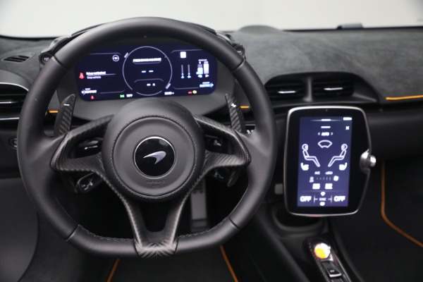 New 2026 McLaren Artura Spider Performance for sale $336,300 at Rolls-Royce Motor Cars Greenwich in Greenwich CT 06830 27