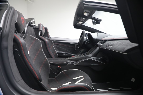Used 2017 Lamborghini Centenario Roadster for sale $3,995,000 at Rolls-Royce Motor Cars Greenwich in Greenwich CT 06830 14
