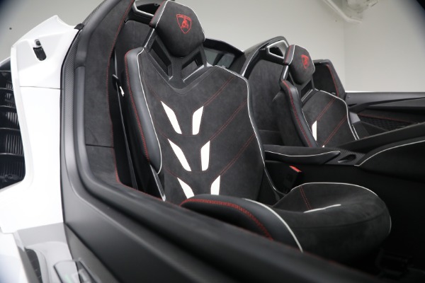 Used 2017 Lamborghini Centenario Roadster for sale $3,995,000 at Rolls-Royce Motor Cars Greenwich in Greenwich CT 06830 15