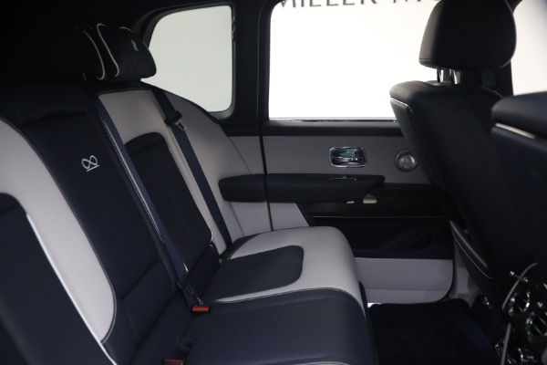 Used 2022 Rolls-Royce Black Badge Cullinan for sale $299,900 at Rolls-Royce Motor Cars Greenwich in Greenwich CT 06830 25