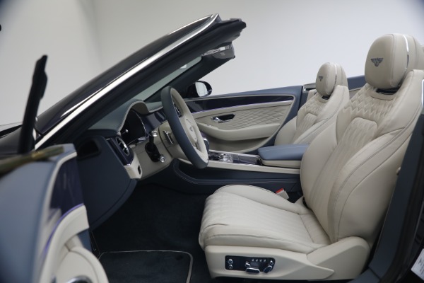 New 2026 Bentley Continental GTC Azure for sale $385,660 at Rolls-Royce Motor Cars Greenwich in Greenwich CT 06830 24
