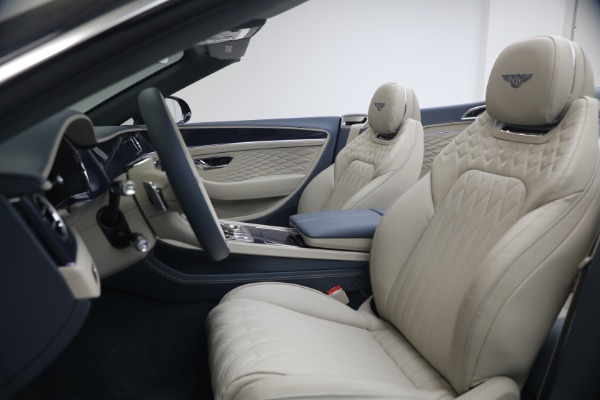 New 2026 Bentley Continental GTC Azure for sale $385,660 at Rolls-Royce Motor Cars Greenwich in Greenwich CT 06830 25