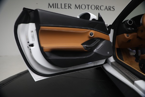 Used 2023 Ferrari Portofino M for sale $267,900 at Rolls-Royce Motor Cars Greenwich in Greenwich CT 06830 23