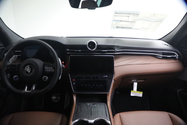 New 2026 Maserati Grecale Modena V6 for sale $97,295 at Rolls-Royce Motor Cars Greenwich in Greenwich CT 06830 22