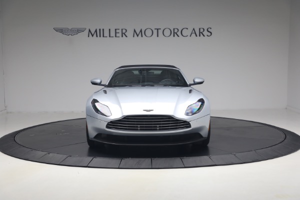 Used 2019 Aston Martin DB11 Volante for sale $105,900 at Rolls-Royce Motor Cars Greenwich in Greenwich CT 06830 24