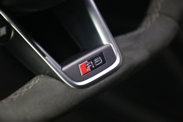 Used 2020 Audi R8 5.2 quattro V10 performance for sale $213,900 at Rolls-Royce Motor Cars Greenwich in Greenwich CT 06830 27
