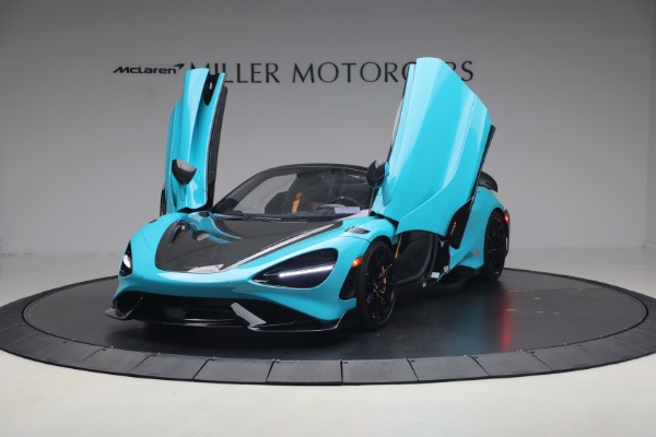 Used 2022 McLaren 765LT Spider for sale $599,900 at Rolls-Royce Motor Cars Greenwich in Greenwich CT 06830 14