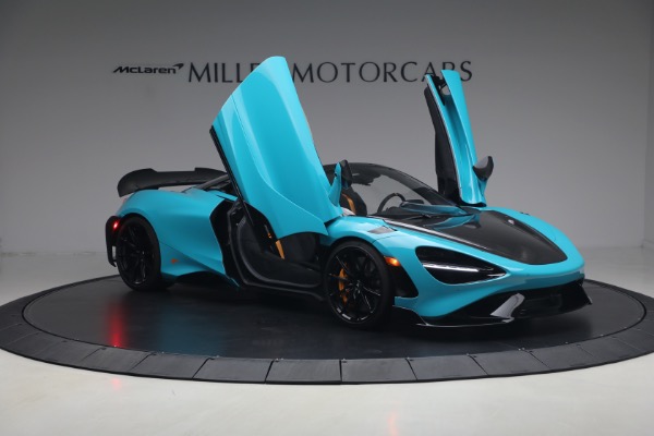 Used 2022 McLaren 765LT Spider for sale $599,900 at Rolls-Royce Motor Cars Greenwich in Greenwich CT 06830 20