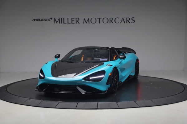 Used 2022 McLaren 765LT Spider for sale $599,900 at Rolls-Royce Motor Cars Greenwich in Greenwich CT 06830 1