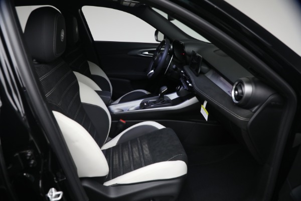 New 2026 Alfa Romeo Tonale Sport Speciale for sale $49,790 at Rolls-Royce Motor Cars Greenwich in Greenwich CT 06830 14