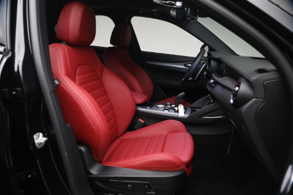 New 2026 Alfa Romeo Stelvio Veloce for sale $62,715 at Rolls-Royce Motor Cars Greenwich in Greenwich CT 06830 16