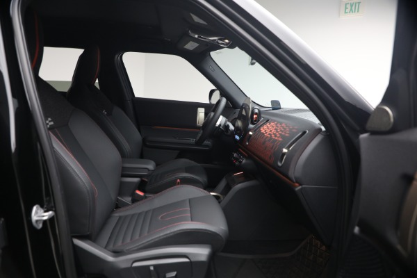 Used 2025 MINI Countryman John Cooper Works ALL4 for sale $42,900 at Rolls-Royce Motor Cars Greenwich in Greenwich CT 06830 17