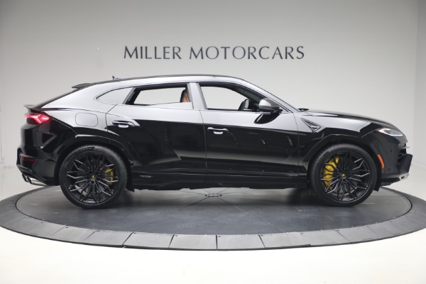 Used 2025 Lamborghini Urus SE for sale $305,900 at Rolls-Royce Motor Cars Greenwich in Greenwich CT 06830 9