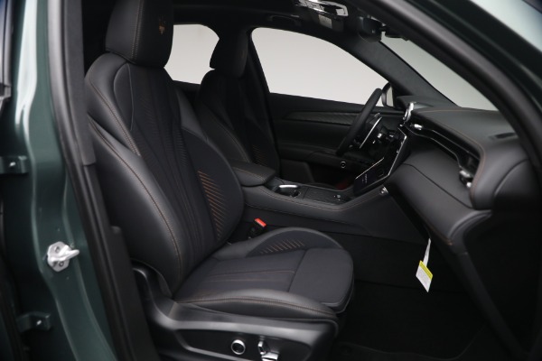 New 2026 Maserati Grecale Modena V6 for sale $96,825 at Rolls-Royce Motor Cars Greenwich in Greenwich CT 06830 14