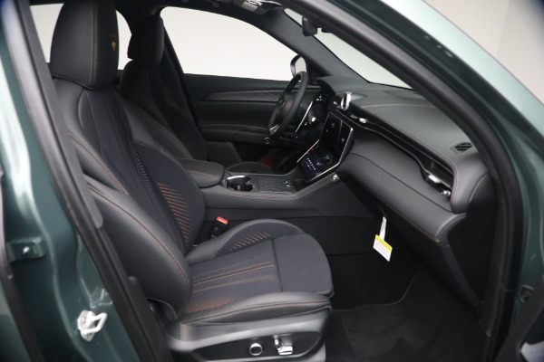 New 2026 Maserati Grecale Modena V6 for sale $96,825 at Rolls-Royce Motor Cars Greenwich in Greenwich CT 06830 16