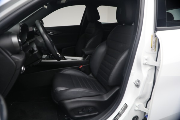 Used 2024 Alfa Romeo Tonale Hybrid Ti for sale $26,900 at Rolls-Royce Motor Cars Greenwich in Greenwich CT 06830 15