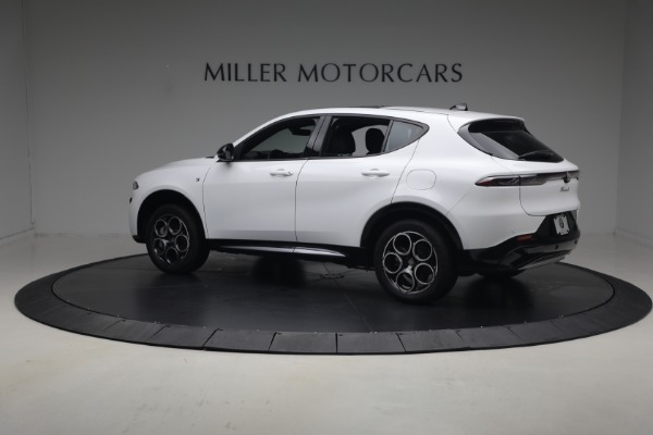 Used 2024 Alfa Romeo Tonale Hybrid Ti for sale $26,900 at Rolls-Royce Motor Cars Greenwich in Greenwich CT 06830 3