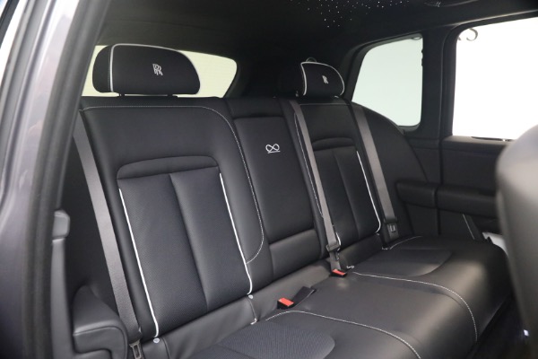 New 2027 Rolls-Royce Black Badge Cullinan for sale $576,350 at Rolls-Royce Motor Cars Greenwich in Greenwich CT 06830 22