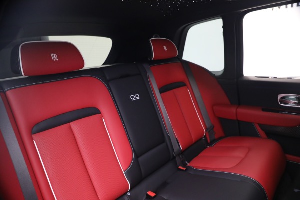 New 2027 Rolls-Royce Black Badge Cullinan for sale $588,050 at Rolls-Royce Motor Cars Greenwich in Greenwich CT 06830 21