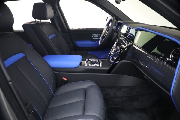 New 2027 Rolls-Royce Black Badge Cullinan for sale $592,250 at Rolls-Royce Motor Cars Greenwich in Greenwich CT 06830 23