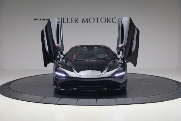 New 2027 McLaren 750S Spider Performance for sale $468,650 at Rolls-Royce Motor Cars Greenwich in Greenwich CT 06830 13