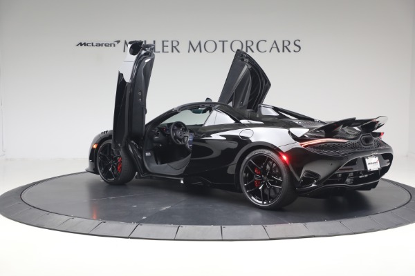 New 2027 McLaren 750S Spider Performance for sale $468,650 at Rolls-Royce Motor Cars Greenwich in Greenwich CT 06830 16