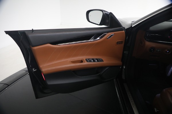 Used 2022 Maserati Quattroporte Modena Q4 for sale $52,900 at Rolls-Royce Motor Cars Greenwich in Greenwich CT 06830 23