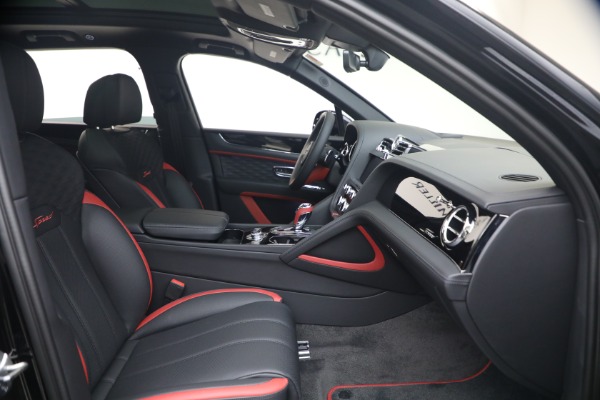 New 2026 Bentley Bentayga Speed V8 for sale $334,815 at Rolls-Royce Motor Cars Greenwich in Greenwich CT 06830 23