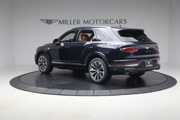 New 2026 Bentley Bentayga Azure V8 for sale $291,615 at Rolls-Royce Motor Cars Greenwich in Greenwich CT 06830 3