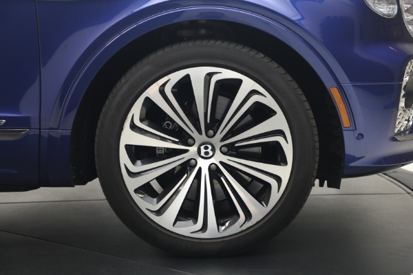 Used 2022 Bentley Bentayga V8 for sale $129,900 at Rolls-Royce Motor Cars Greenwich in Greenwich CT 06830 14