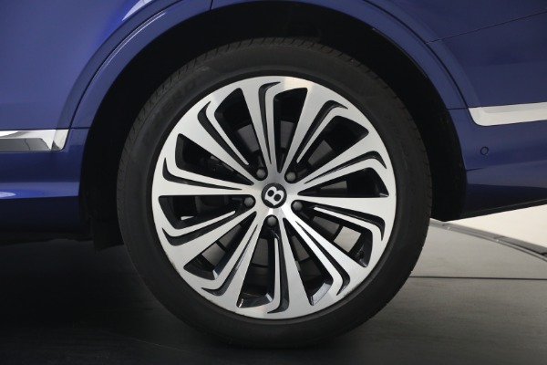 Used 2022 Bentley Bentayga V8 for sale $129,900 at Rolls-Royce Motor Cars Greenwich in Greenwich CT 06830 15