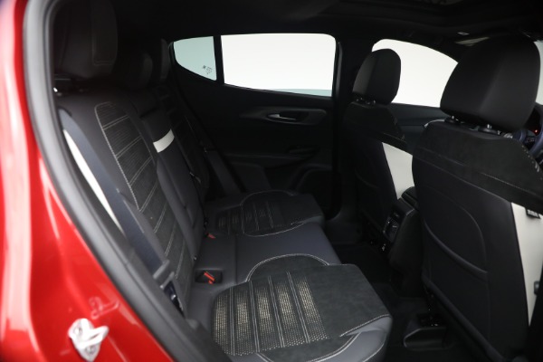 New 2026 Alfa Romeo Tonale Sport Speciale for sale $49,135 at Rolls-Royce Motor Cars Greenwich in Greenwich CT 06830 18