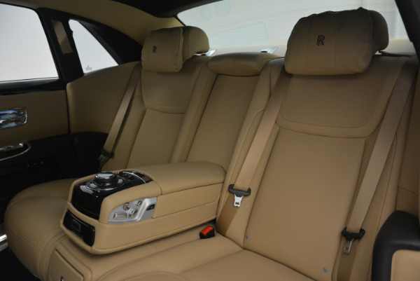 Used 2016 Rolls-Royce Ghost for sale Sold at Rolls-Royce Motor Cars Greenwich in Greenwich CT 06830 27