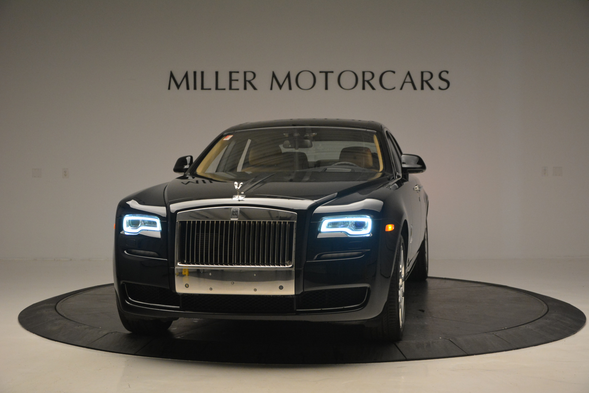 Used 2016 Rolls-Royce Ghost for sale Sold at Rolls-Royce Motor Cars Greenwich in Greenwich CT 06830 1