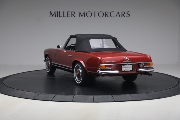 Used 1968 Mercedes-Benz 280SL for sale $229,900 at Rolls-Royce Motor Cars Greenwich in Greenwich CT 06830 26