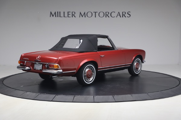 Used 1968 Mercedes-Benz 280SL for sale $229,900 at Rolls-Royce Motor Cars Greenwich in Greenwich CT 06830 28