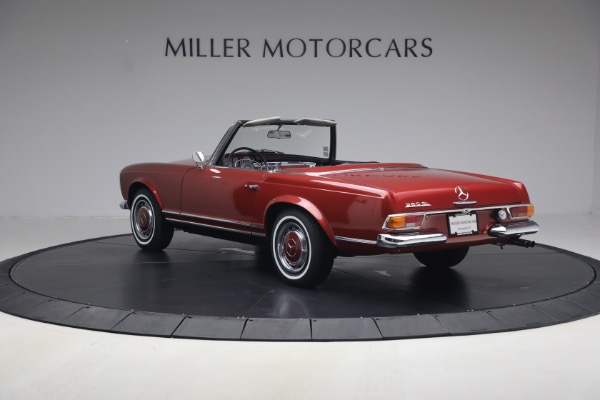 Used 1968 Mercedes-Benz 280SL for sale $229,900 at Rolls-Royce Motor Cars Greenwich in Greenwich CT 06830 5