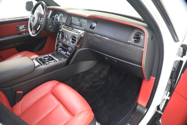 Used 2021 Rolls-Royce Black Badge Cullinan for sale $289,900 at Rolls-Royce Motor Cars Greenwich in Greenwich CT 06830 18
