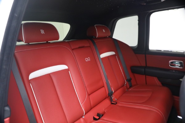 Used 2021 Rolls-Royce Black Badge Cullinan for sale $289,900 at Rolls-Royce Motor Cars Greenwich in Greenwich CT 06830 24