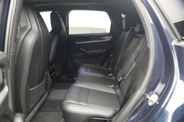 Used 2024 Porsche Cayenne S for sale $79,900 at Rolls-Royce Motor Cars Greenwich in Greenwich CT 06830 15